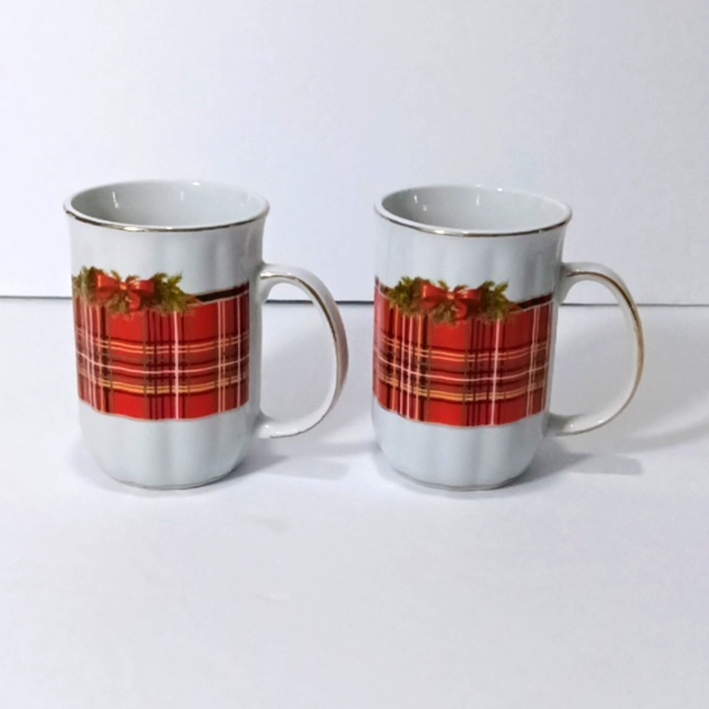 Boxed Gift Set of 2 Red Tartan‎ Patterned Xmas Mugs by ACE Gift Collection